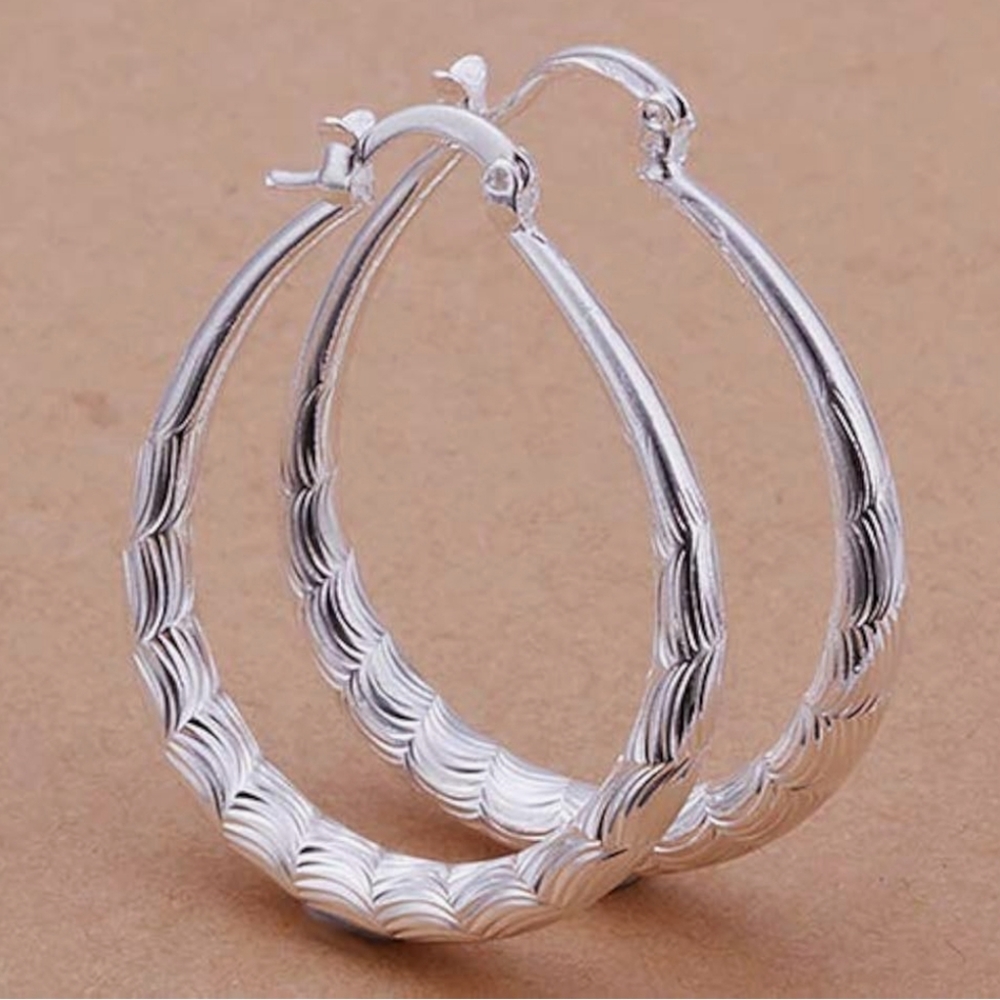 925 Sterling Silver Etched Hoop Earrings  NWT